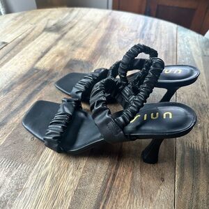 Unisa Black Strappy Heeled Sandals